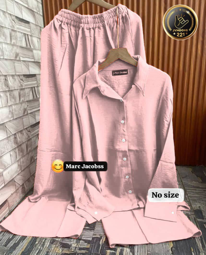 Ensemble pantalon et chemise