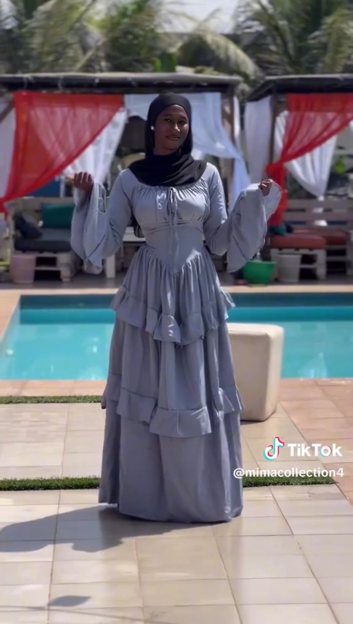 Robe froufrou - Miniature 2