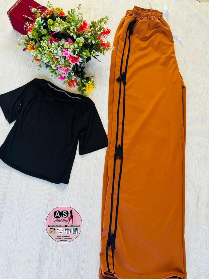 Ensemble haut + jogging - Miniature 2