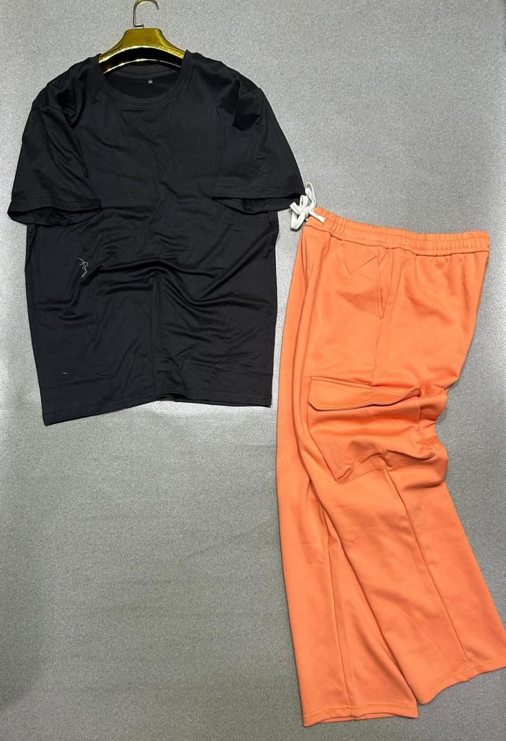 Ensemble jogging + t-shirt - Miniature 2